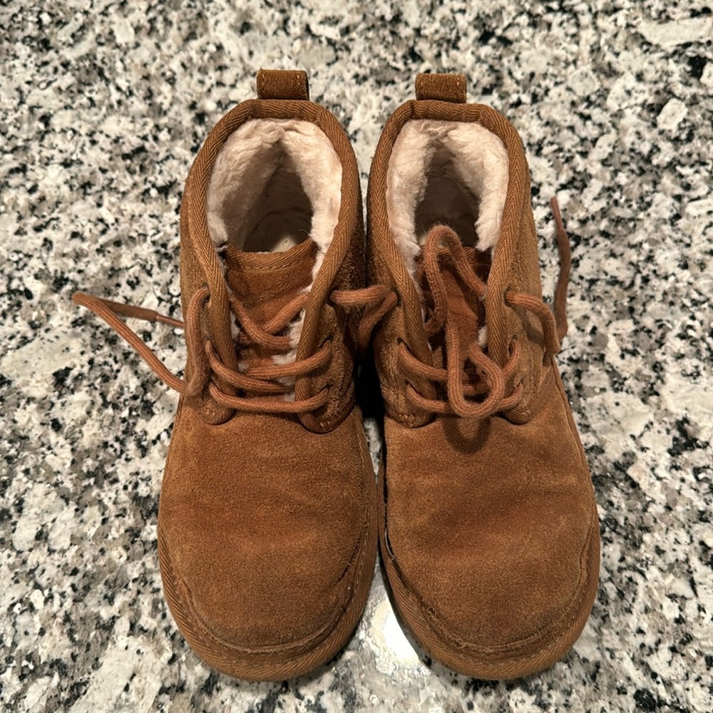 Chestnut neumel uggs